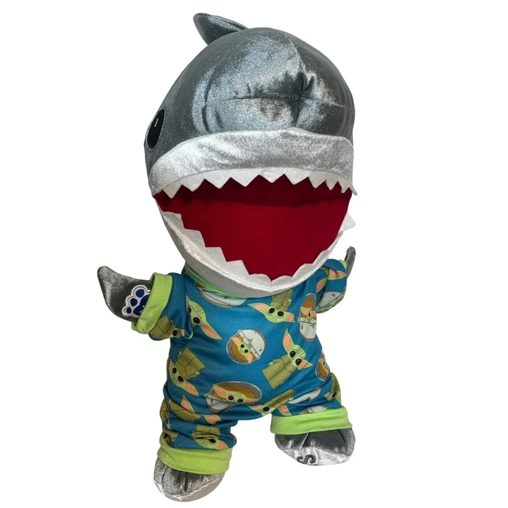 Build A Bear Shark Week 35th Anniversary Groggy Baby Yoda PJ Mando Sound Box‎